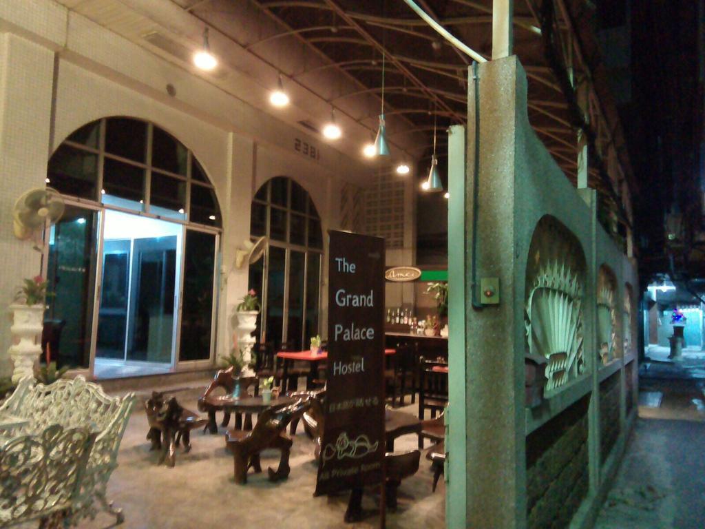 The Grand Palace Hostel Bangkok Buitenkant foto