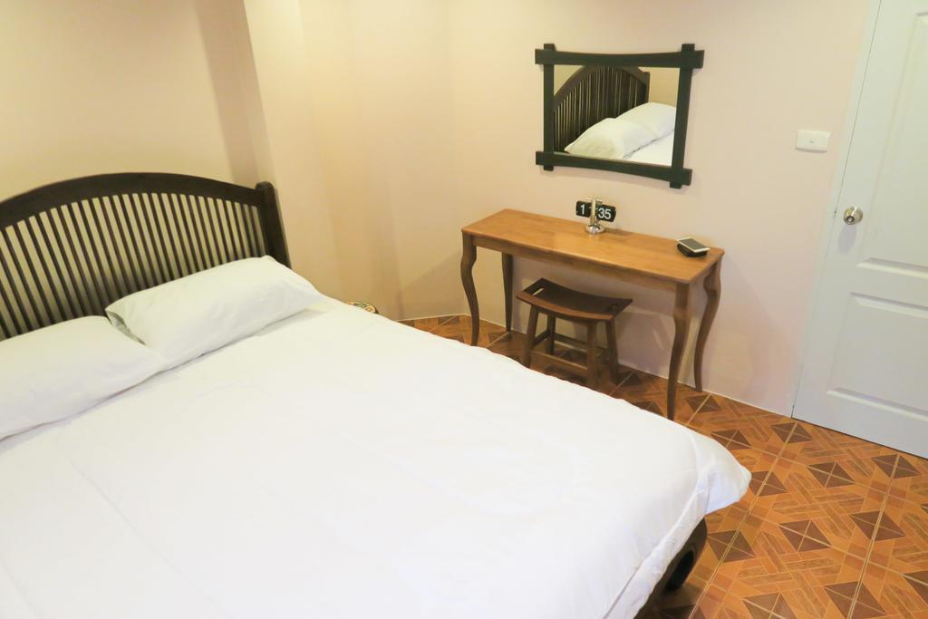 The Grand Palace Hostel Bangkok Kamer foto