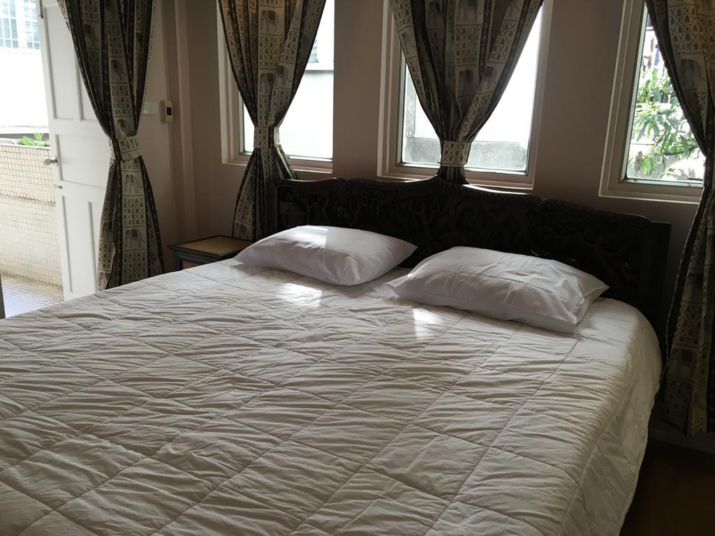 The Grand Palace Hostel Bangkok Kamer foto