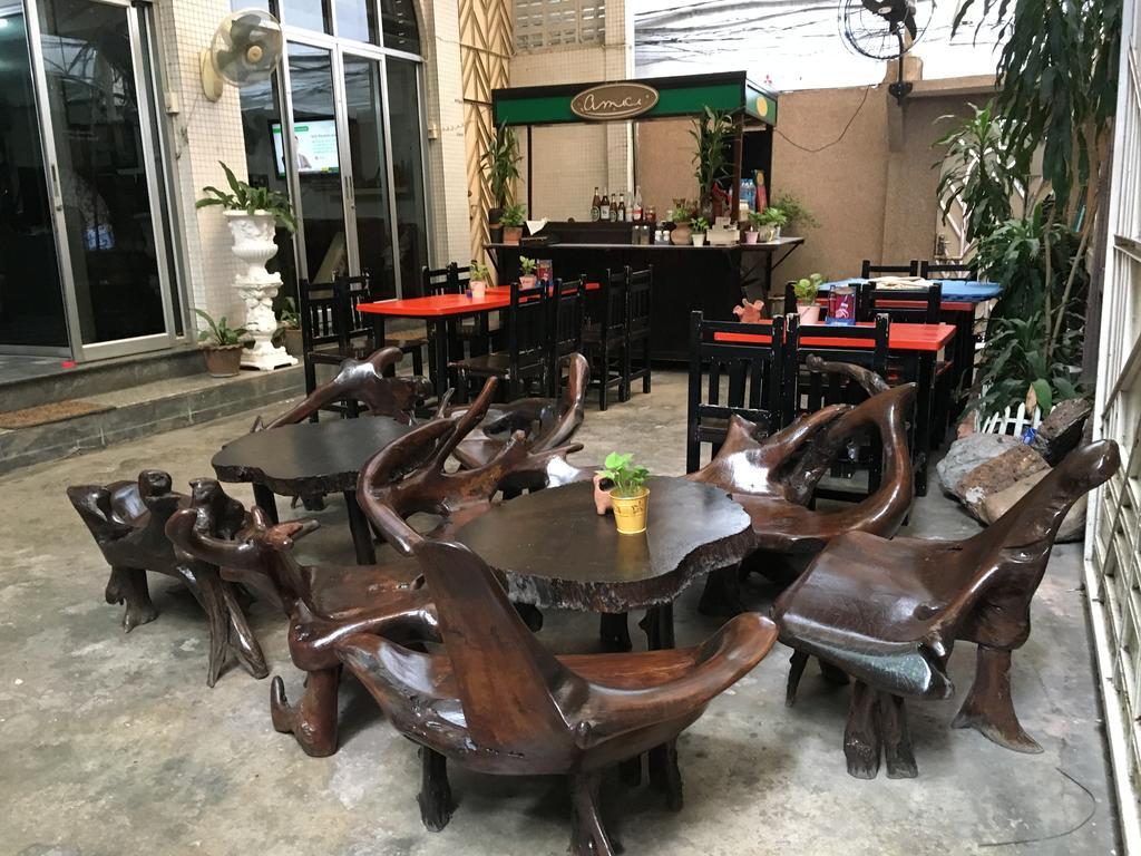 The Grand Palace Hostel Bangkok Buitenkant foto