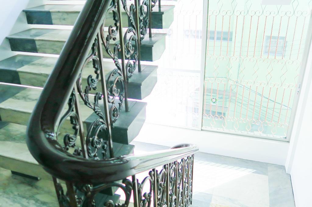 The Grand Palace Hostel Bangkok Buitenkant foto