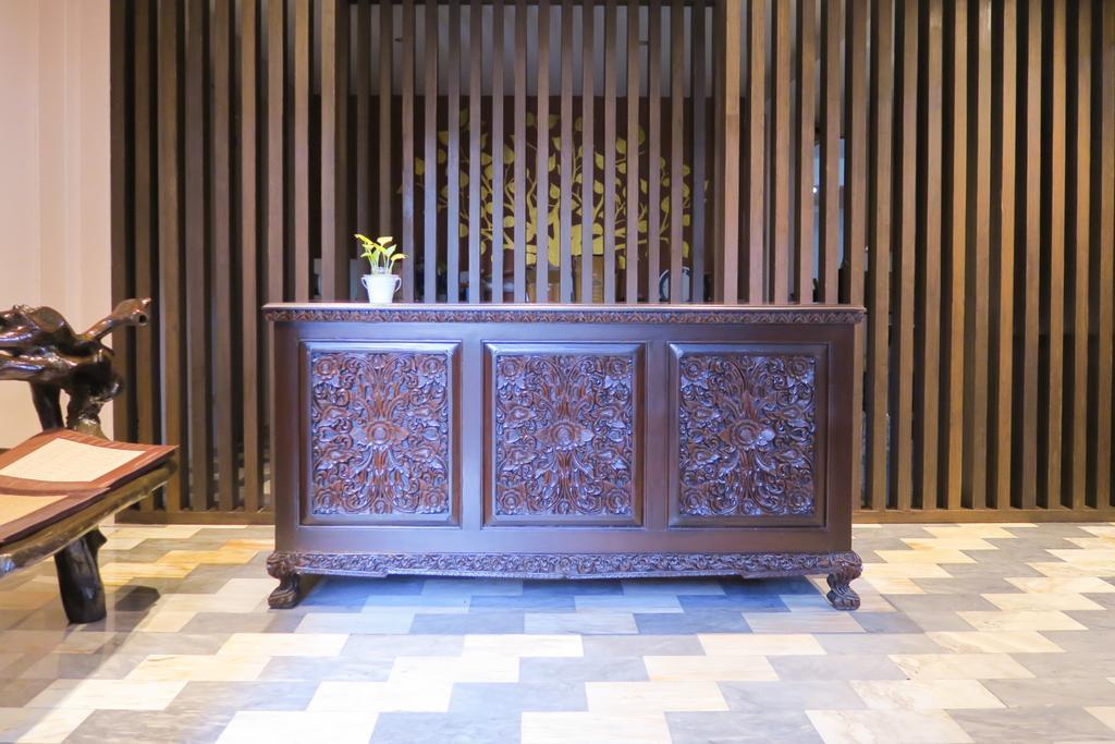The Grand Palace Hostel Bangkok Buitenkant foto